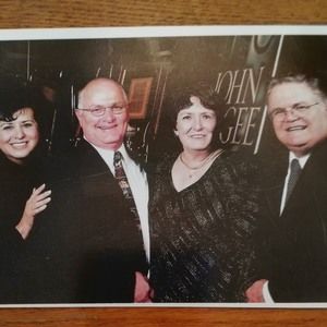 Meet your Posher, Carter